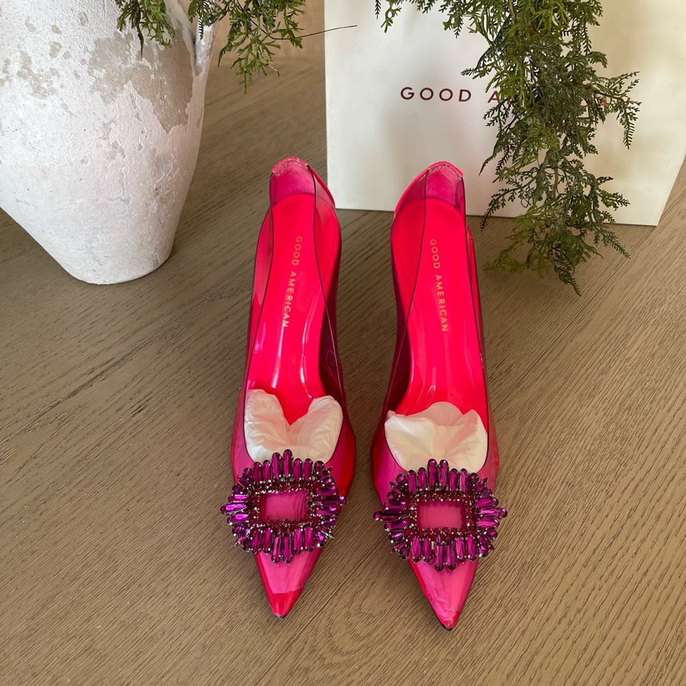 Good American Cinderella Lucite Pumps - Barbie Hot Pink